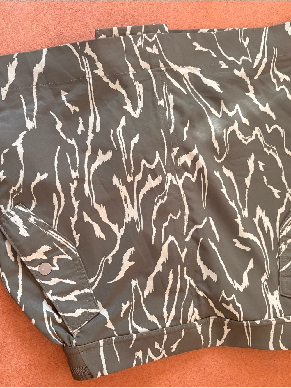 Athleta Hunter Green Abstract Print Cargo Athletic Skort Size 0